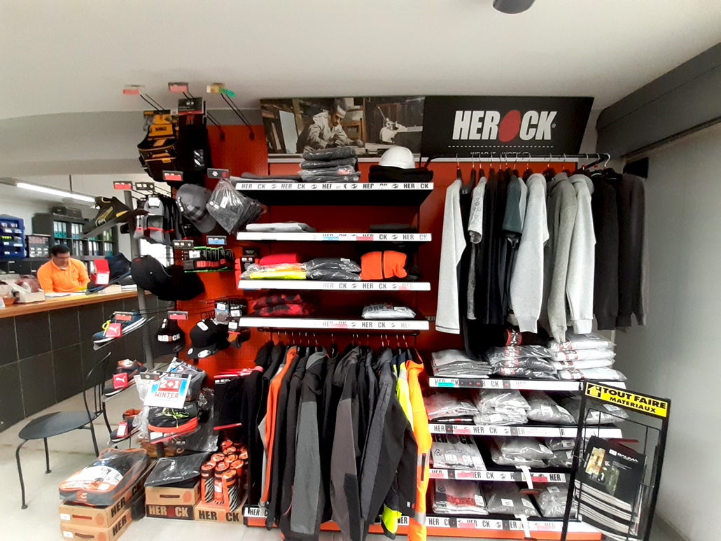 Magasin de sales vêtement de travail